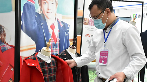 喜報(bào) | 百裕校園時(shí)代學(xué)生裝入選第九屆廣西教育裝備展示會優(yōu)秀產(chǎn)品